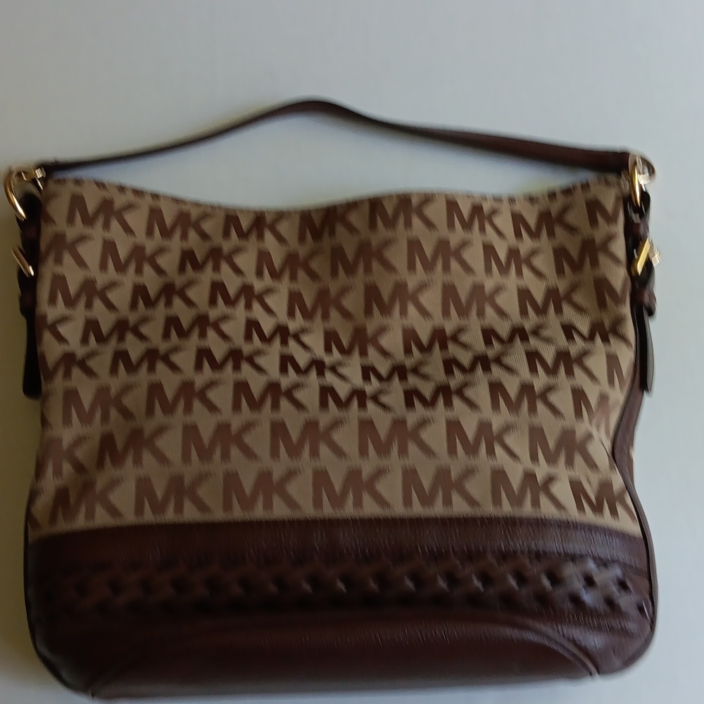 MICHEAL KORS TAN & BROWN LOGO BAG - Picture 5 of 8